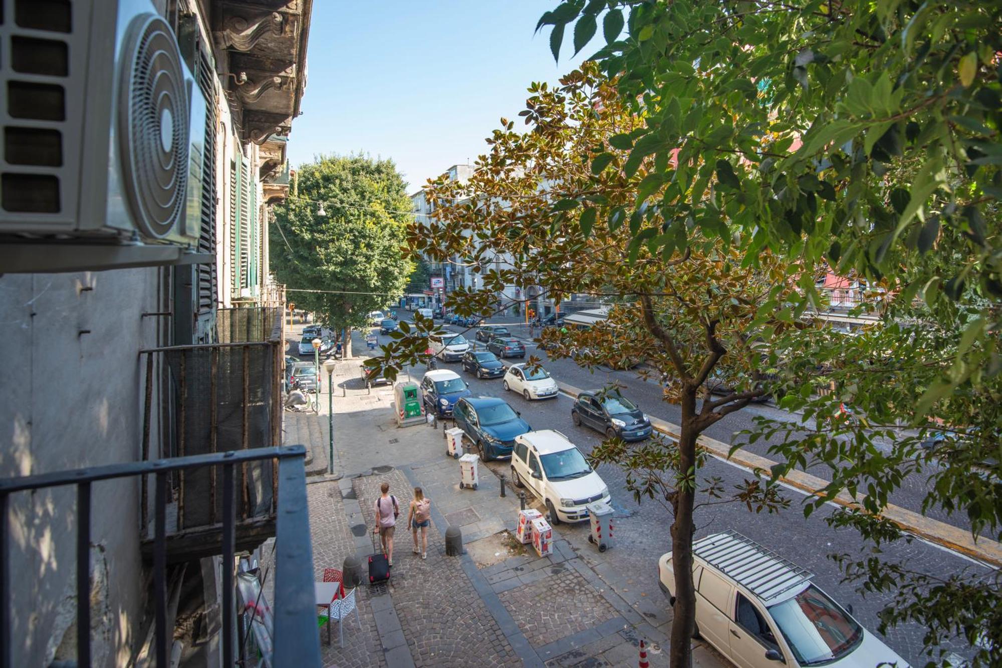 Irooms Foria 215 * Napoli